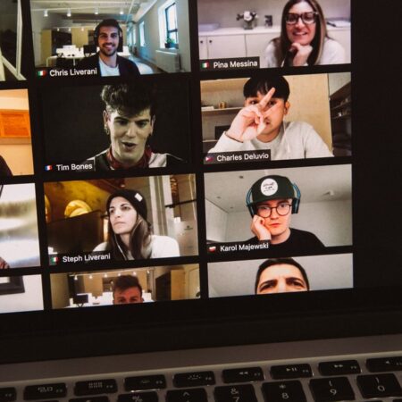 Så spelar du in genom Zoom